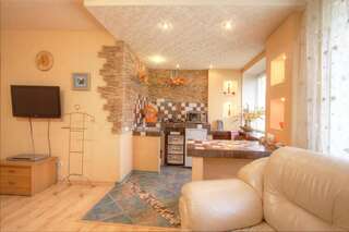 Апартаменты Apartment Studio with Jacuzzi Kuybyshava 34 Минск Апартаменты-24