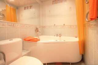 Апартаменты Apartment Studio with Jacuzzi Kuybyshava 34 Минск Апартаменты-27
