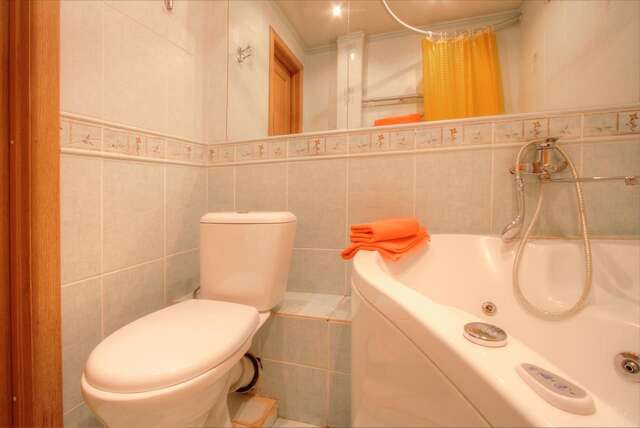 Апартаменты Apartment Studio with Jacuzzi Kuybyshava 34 Минск-21